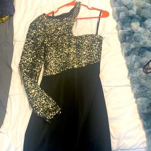 Beautiful Sequin Mini Cross Shoulder one sleeve Dress